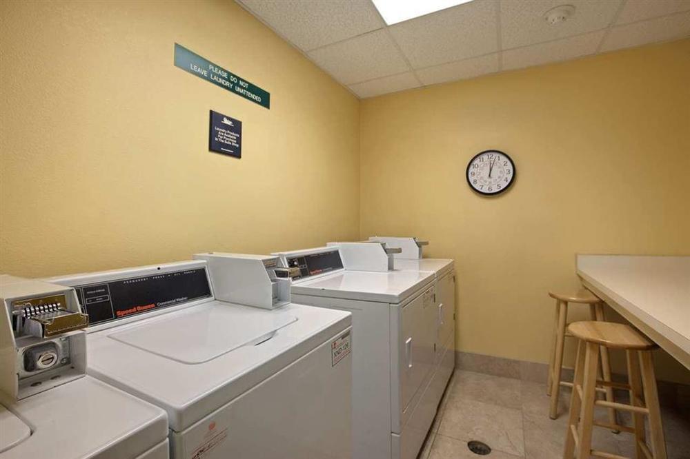Mainstay Suites Phoenix North Facilities photo