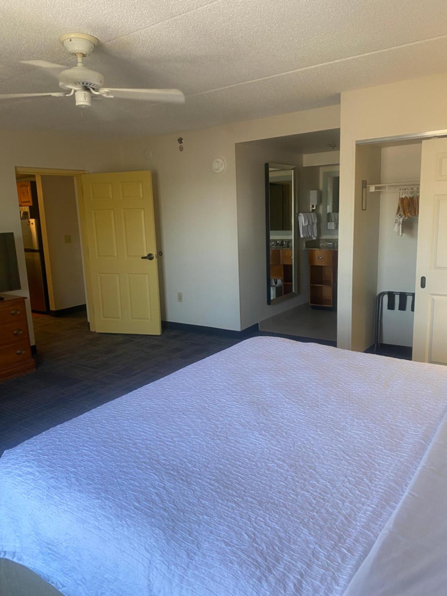 Mainstay Suites Phoenix North Exterior photo