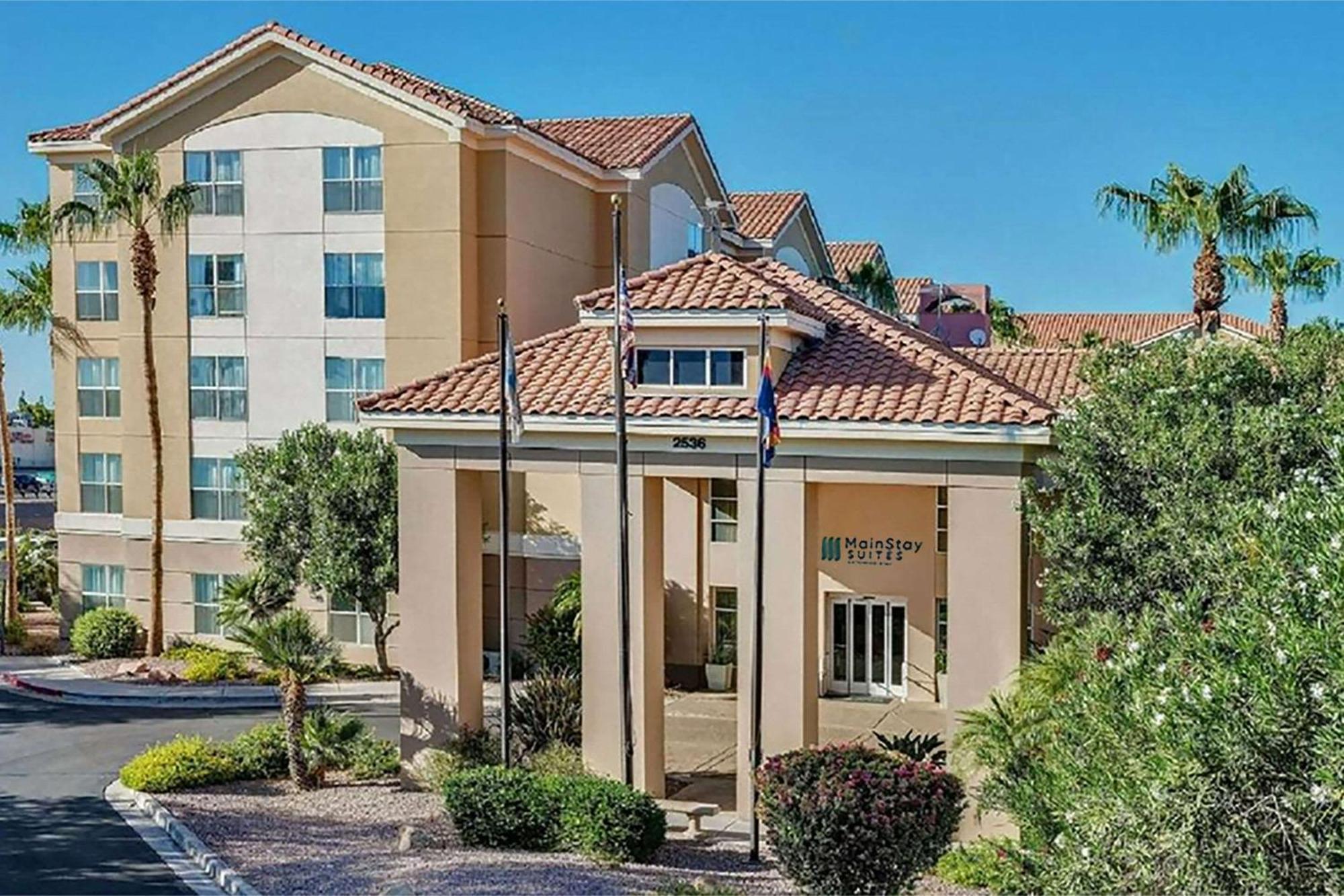 Mainstay Suites Phoenix North Exterior photo